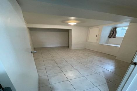 Photo of property in 1/10 Bishop Street, Green Bay, Auckland, 0604