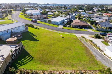 Photo of property in 30 Weka Street, Mangawhai, 0505