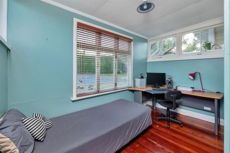 Photo of property in 48 Lynwood Road, New Lynn, Auckland, 0600