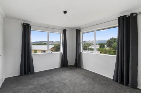 Photo of property in 35 Balmoral Street, Levin, 5510