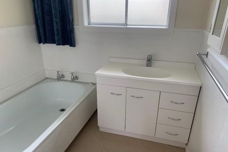 Photo of property in 14 Howden Road, Fairfield, Hamilton, 3214