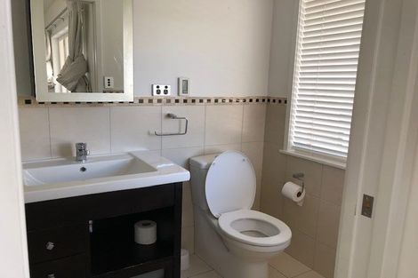 Photo of property in 36 Rewi Street, Torbay, Auckland, 0630