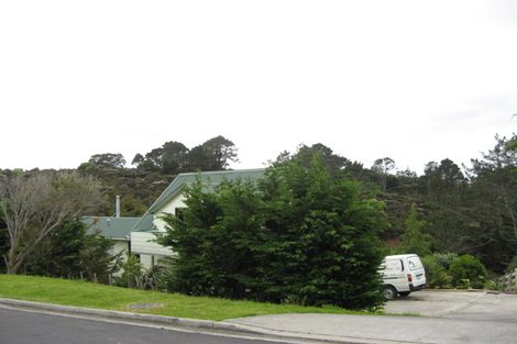 Photo of property in 2 Roberts Road, Matakatia, Whangaparaoa, 0930