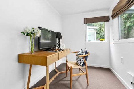 Photo of property in 67 Park Road, Titirangi, Auckland, 0604