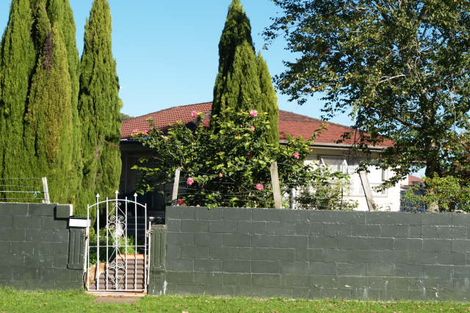 Photo of property in 80 Yates Road, Mangere East, Auckland, 2024