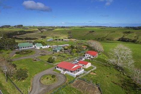 Photo of property in 76 Muriwai Road, Muriwai, 0881