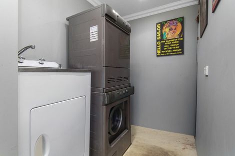 Photo of property in 7 Christopher Way, Paparangi, Wellington, 6037