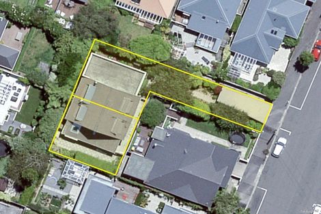 Photo of property in 4 Rimu Road, Kelburn, Wellington, 6012