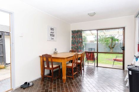 Photo of property in 25 Neptune Street, Dannevirke, 4930