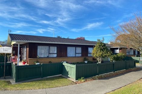 Photo of property in 26 Usherwood Crescent, Akina, Hastings, 4122