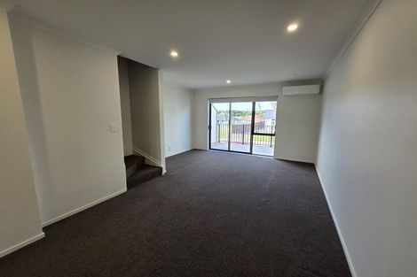Photo of property in 2/16 Russell Road, Manurewa, Auckland, 2102