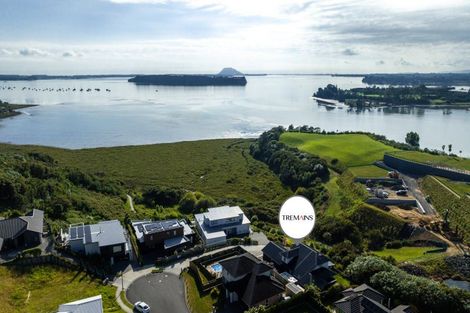 Photo of property in 30 Lakeside Terrace, Omokoroa, 3114