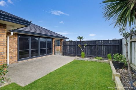 Photo of property in 72 Geneva Terrace, Kelvin Grove, Palmerston North, 4414