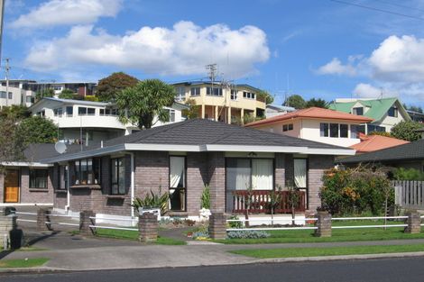 Photo of property in 96a Vale Street, Otumoetai, Tauranga, 3110