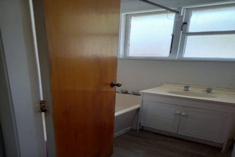 Photo of property in 55 Strand Crescent, Naenae, Lower Hutt, 5011