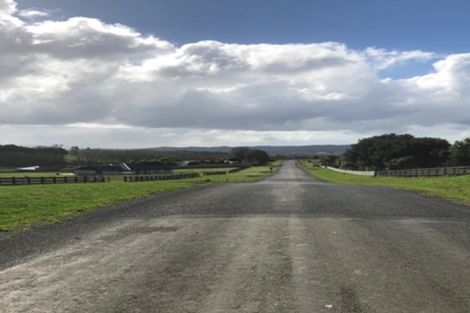 Photo of property in 24 Bordeaux Place, Te Kauwhata, 3782