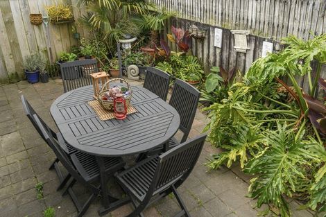 Photo of property in 15a Oxford Street, Parkvale, Tauranga, 3112