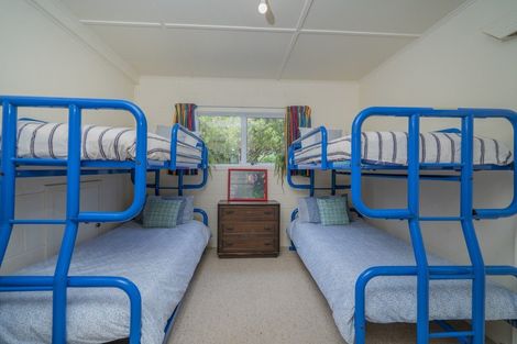 Photo of property in 9 Banks Street, Cooks Beach, Whitianga, 3591