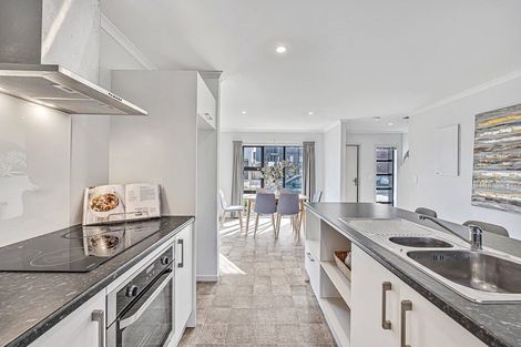 Photo of property in 11 Haroto Street, Manukau, Auckland, 2104