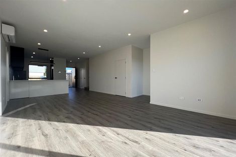 Photo of property in 127 Walters Road, Papakura, Takanini, 2110