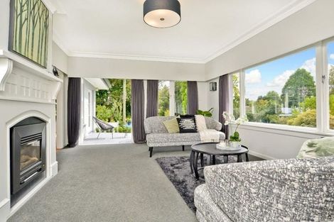 Photo of property in 215 River Road, Claudelands, Hamilton, 3214