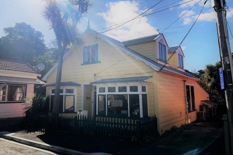 Photo of property in 10 Tainui Terrace, Mount Cook, Wellington, 6021