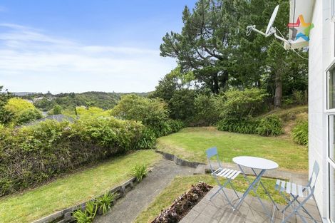 Photo of property in 14a Hawthorn Crescent, Stokes Valley, Lower Hutt, 5019