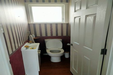 Photo of property in 7 Sycamore Drive, Sunnynook, Auckland, 0620