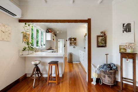 Photo of property in 10 East Street, Claudelands, Hamilton, 3214