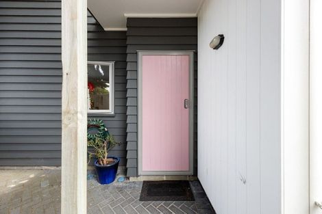 Photo of property in 12d Cameron Road, Hamilton East, Hamilton, 3216