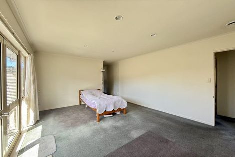 Photo of property in 6 Buncrana Place, Pinehill, Auckland, 0632