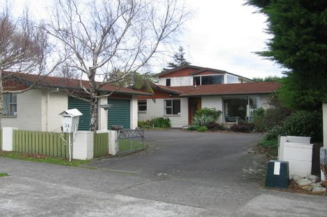 Photo of property in 34 Summerhill Drive, Fitzherbert, Palmerston North, 4410