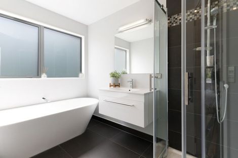 Photo of property in 4 Thomas Lane, Arthurs Point, Queenstown, 9371