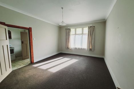 Photo of property in 1 Bignell Street, Gonville, Whanganui, 4501