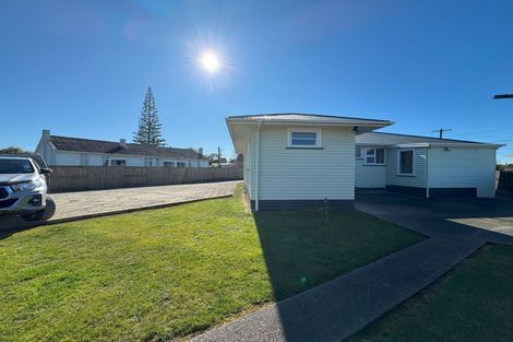 Photo of property in 75 Taumaihi Street, Bulls, 4818