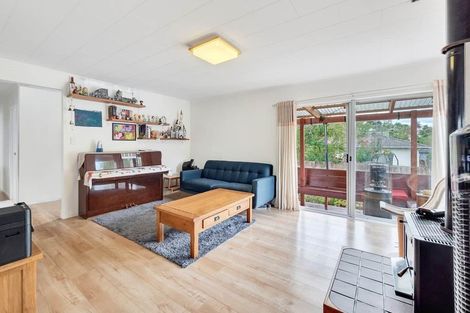 Photo of property in 58 Awaruku Road, Torbay, Auckland, 0630