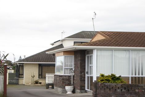 Photo of property in 11 Doone Street, Lynmouth, New Plymouth, 4310