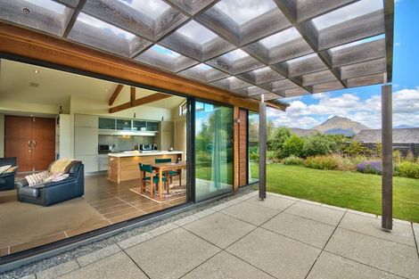 Photo of property in 8 Rannoch Drive, Jacks Point, Queenstown, 9371
