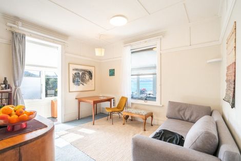 Photo of property in 14 Prince Street, Mount Victoria, Wellington, 6011