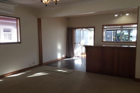 Photo of property in 37 Argentine Avenue, Miramar, Wellington, 6022