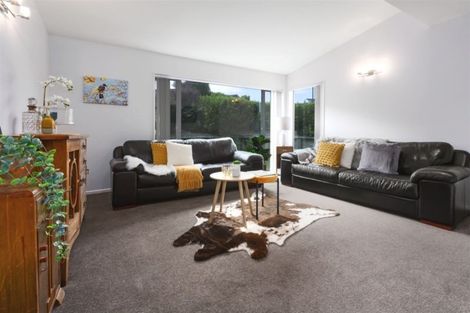 Photo of property in 6 Sumner Terrace, Aotea, Porirua, 5024