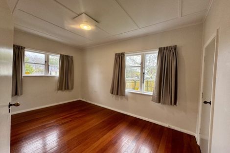 Photo of property in 111 Cambridge Terrace, Fairfield, Lower Hutt, 5011