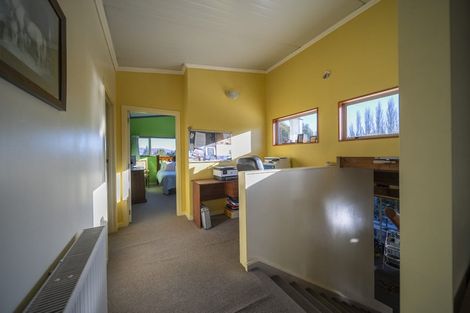 Photo of property in 112 Pasture Street, Lumsden, 9730