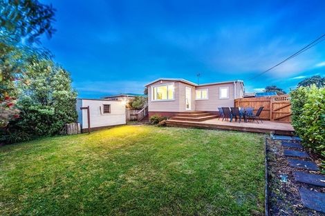 Photo of property in 70 Forrest Hill Road, Forrest Hill, Auckland, 0620