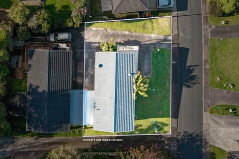 Photo of property in 1/3 Glenvale Place, Totara Vale, Auckland, 0629