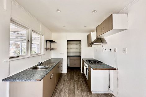 Photo of property in 5 Nield Road, Manurewa, Auckland, 2102