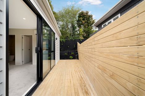 Photo of property in 46a Queenstown Road, Onehunga, Auckland, 1061