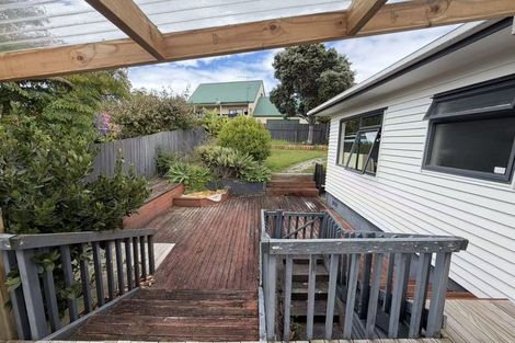 Photo of property in 1/26 Philson Terrace, Browns Bay, Auckland, 0630