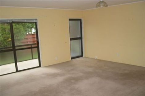 Photo of property in 2/7 Gordon Avenue, Forrest Hill, Auckland, 0620