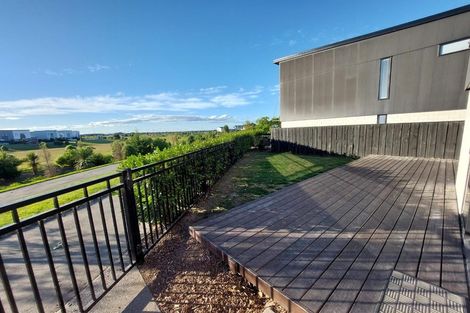 Photo of property in 30 Brian Keogh Lane, Wigram, Christchurch, 8025